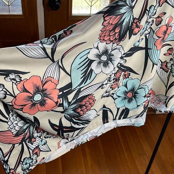 TOV Los Angeles Floral Kimono Top/Shrug Size 38/Small Nwt - Picture 7 of 8